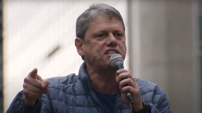 “Essa delação vale alguma coisa?”: Tarcísio critica processo