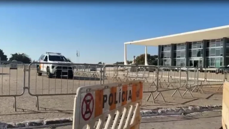 Após ocorrências, policiamento será aumentado na Praça dos Três Poderes