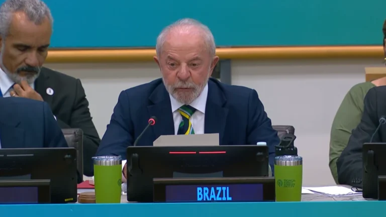Lula anuncia investimento de US$ 1 bilhão em fundo de proteção de florestas