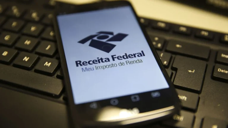 Comissão do Senado aprova projeto que isenta IR de quem ganha até R$ 5 mil