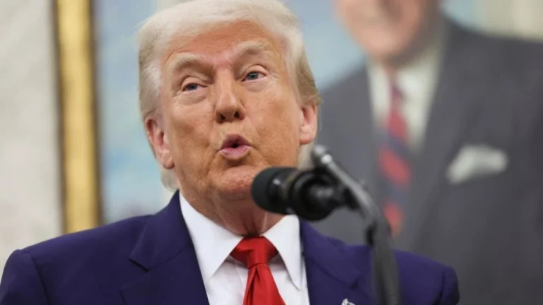 Trump lamenta morte de Charlie Kirk: “Momento sombrio para a América”