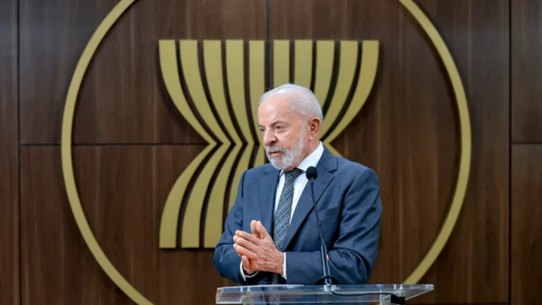 “Fiz uma frase mal colocada”, diz Lula após fala sobre traficantes