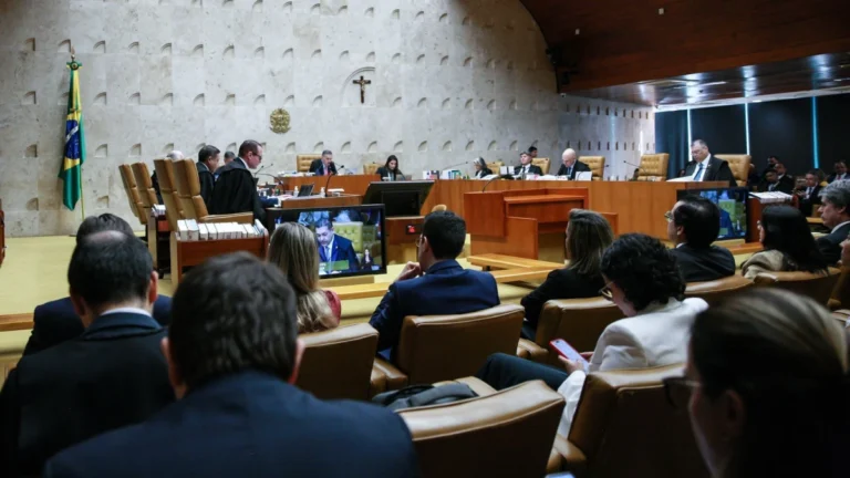 Fachin convoca ministros para almoço e faz apelo à colegialidade