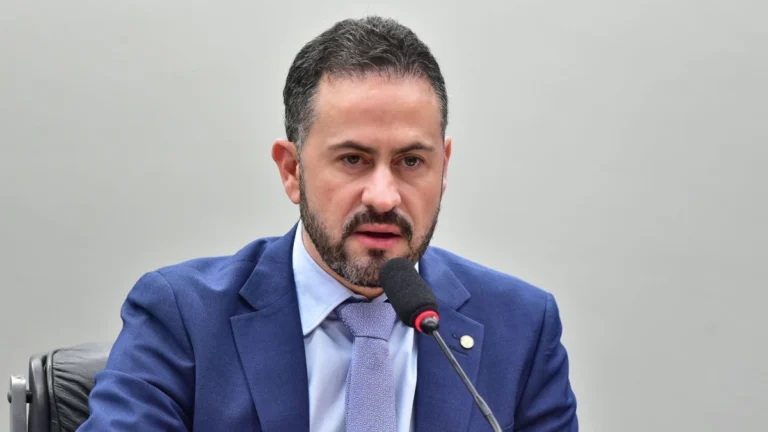 Governo deve criar sistema contra adulteração, diz relator do PL do metanol