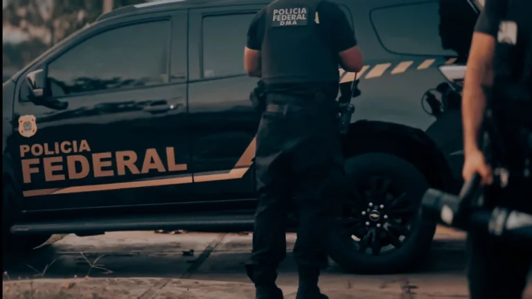 PF faz operação contra grupo suspeito de fraudar concursos públicos