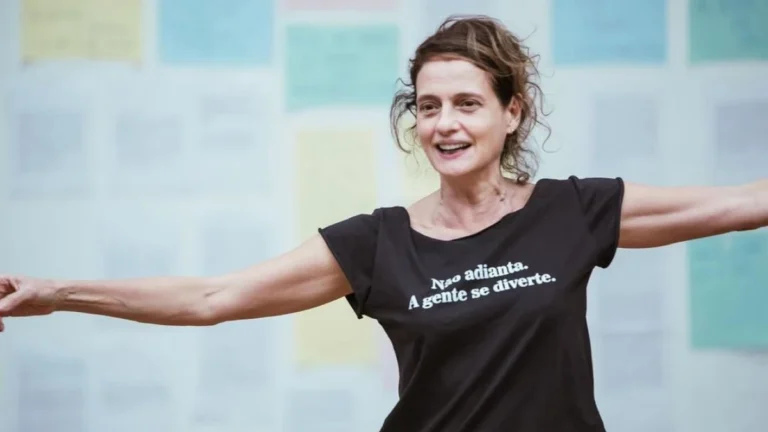 Com 61, Denise Fraga diz estar cada vez mais curiosa: “Quero aprender tudo”
