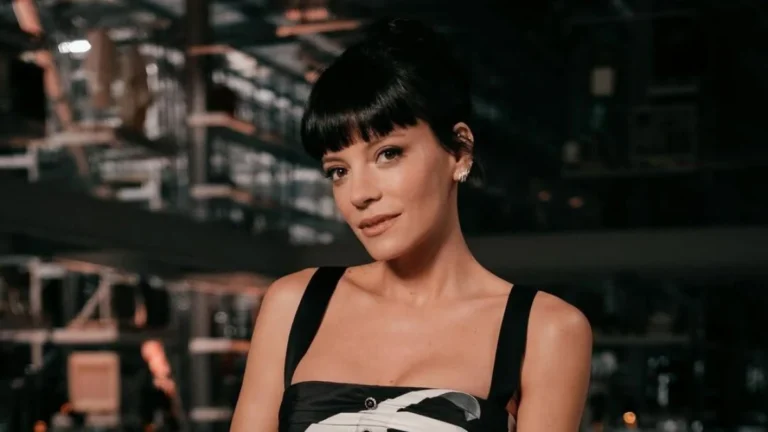 Lily Allen lança primeiro álbum em 7 anos; veja detalhes de “West End Girl”