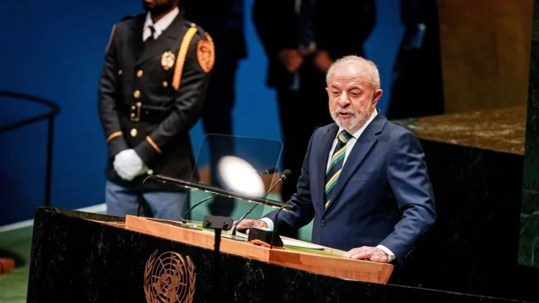 Lula confirma viagens a Roma e para a Ásia em outubro