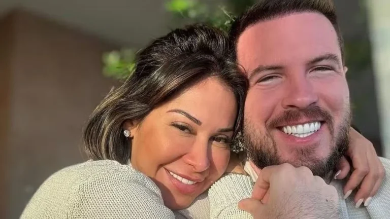 Maíra Cardi é internada para dar à luz terceira filha; veja