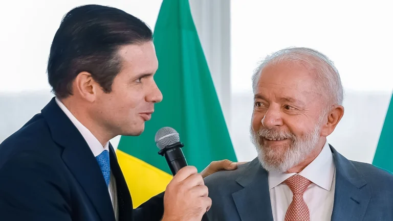 Hugo Motta à CNN: Tenho relação de respeito com Lula