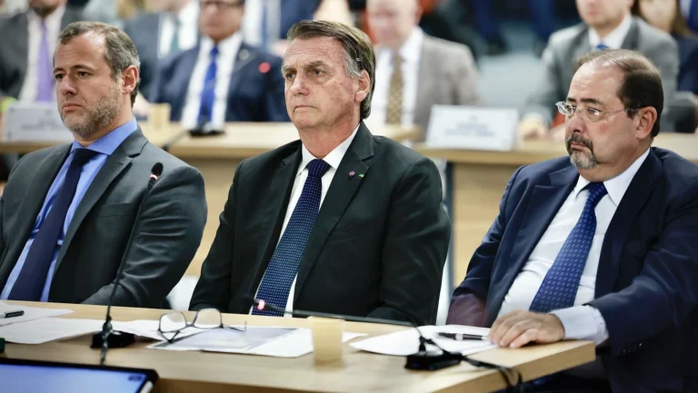Defesa de Bolsonaro deve abrir mão de segundo embargo de declaração