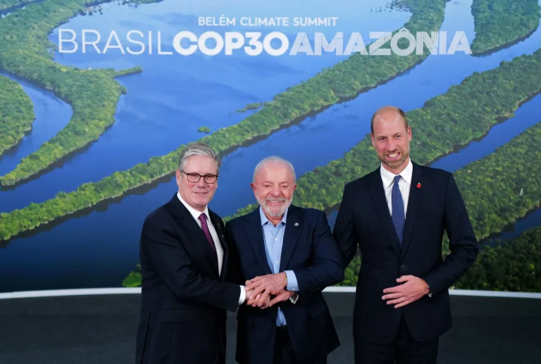 Lula, príncipe e premiê britânico trocam aperto de mãos constragedor na COP