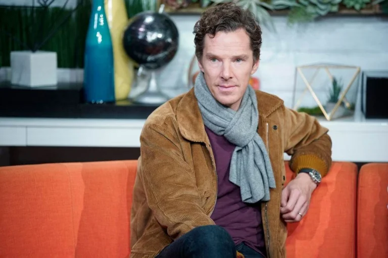 Benedict Cumberbatch revela ter vivido por mais de um ano com dor crônica