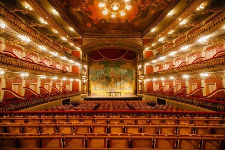 COP30: Conheça o Theatro da Paz, patrimônio histórico do país em Belém