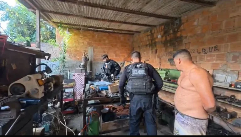 Operação mira esquema de fabricação ilegal de armas no RJ e no Paraná