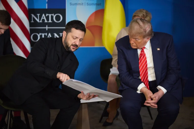 Trump diz que Zelensky terá que aprovar plano de paz apoiado pelos EUA