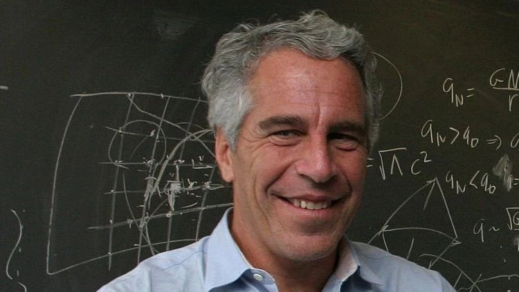 Trump chama republicanos de fracos e tolos em meio à crise do caso Epstein