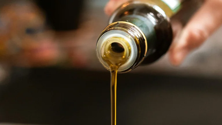 Governo suspende azeites de oliva fraudados e impróprios para consumo