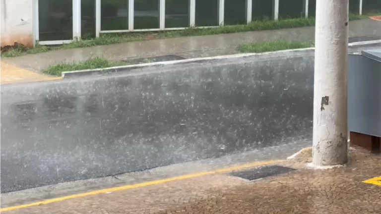 Frente fria aumenta risco de temporais no fim de novembro no Sul do Brasil