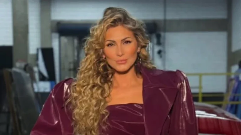 Lívia Andrade revela mágoa do SBT e rebate acusações de ingratidão: Bem escrota