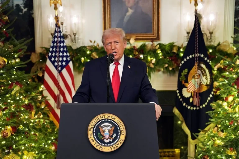 Trump lamenta “reputações destruídas” após divulgação de arquivos Epstein