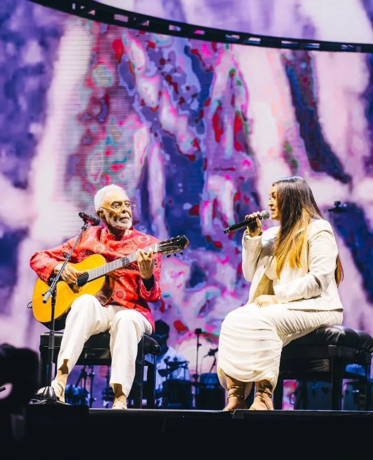 Gilberto Gil compartilha foto do último show de Preta Gil