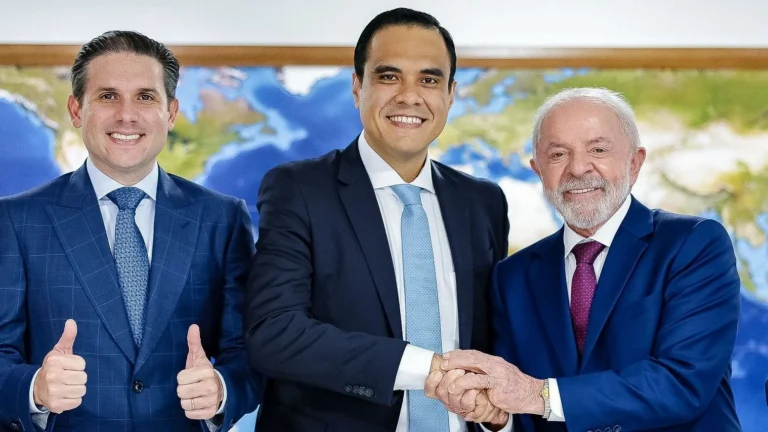 Lula publica vídeo com Hugo Motta para saudar novo ministro do Turismo