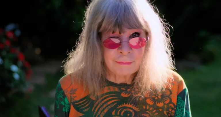 Família relembra Rita Lee em aniversário da cantora
