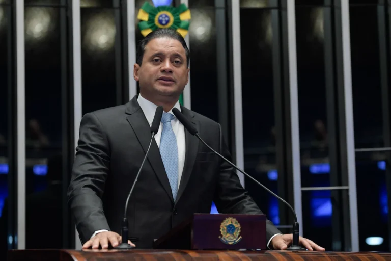 Relator deve apresentar hoje parecer de projeto que muda Lei do Impeachment