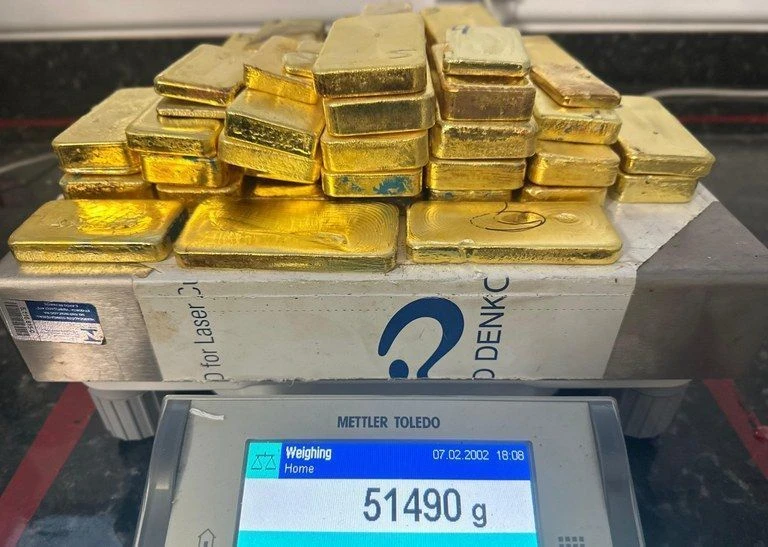 Sargento do Exército fazia escolta de avião interceptado com 51 kg de ouro