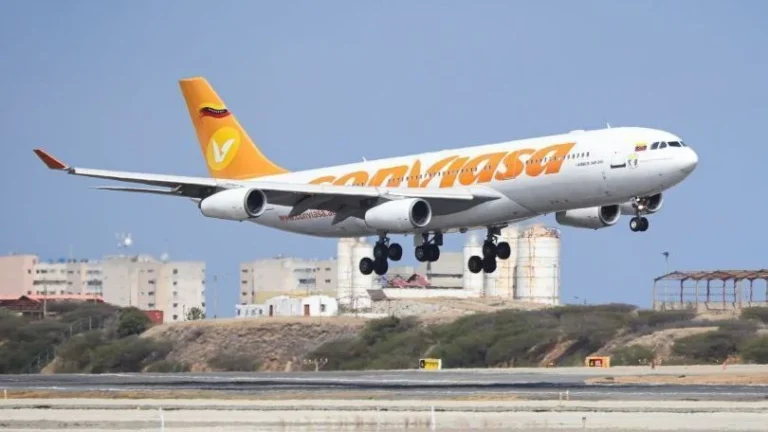 EUA reforçam alerta a companhias aéreas sobre riscos de sobrevoar Venezuela