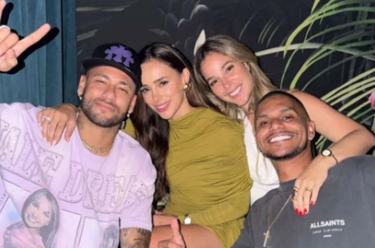 Neymar e Bruna Biancardi curtem férias em NY em hotel com diária de mais de R$ 200 mil