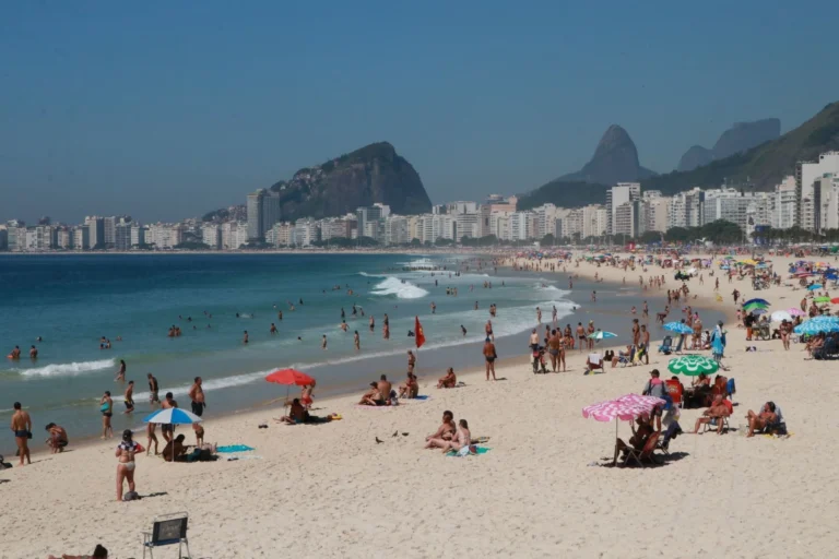 Previsão do tempo para o Ano Novo: sol, chuva ou calorão?