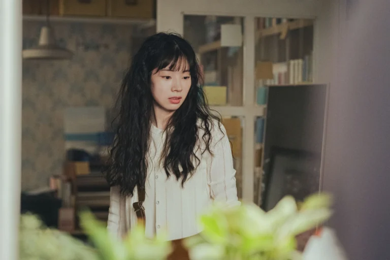 Dahyun, do Twice, diz qual música sua personagem escutaria em novo K-drama