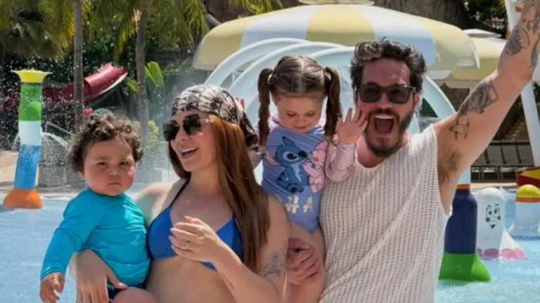 Eliezer comemora aniversário em família em parque aquático no Ceará
