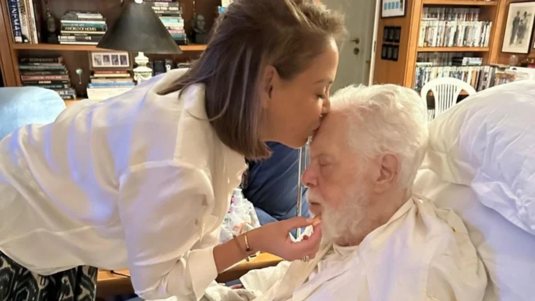 Filha de Manoel Carlos faz homenagem após morte do autor; veja