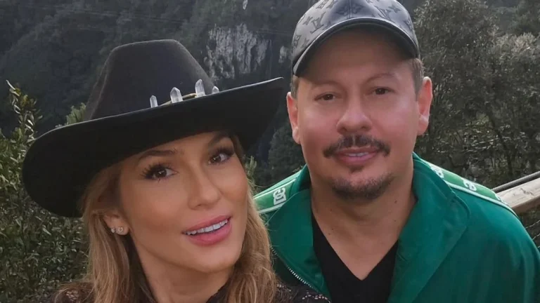 Lívia Andrade anuncia separação durante Domingão com Huck