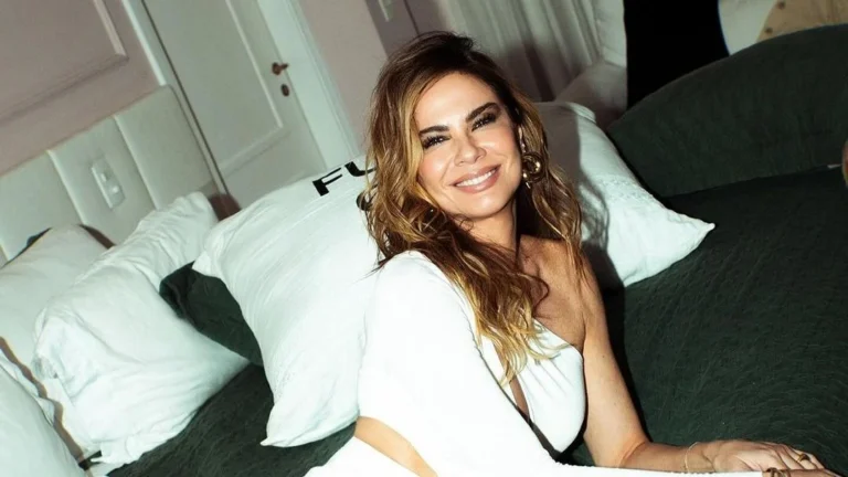 Luciana Gimenez deixa a Rede TV! após 25 anos