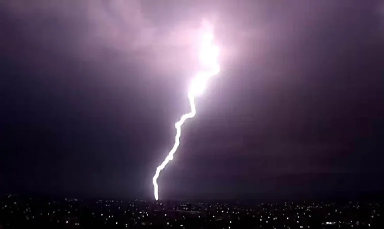 Nova frente fria vai trazer muita chuva para o Sul do Brasil