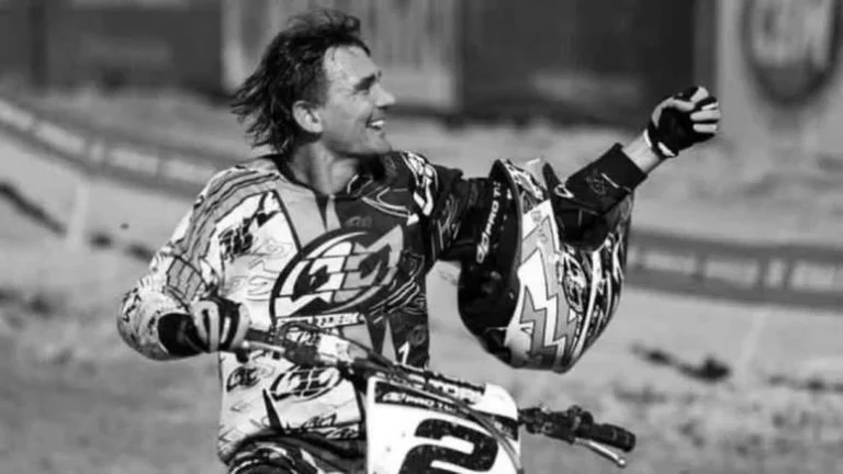 Morre Chumbinho Becker, piloto campeão, vítima de acidente de moto