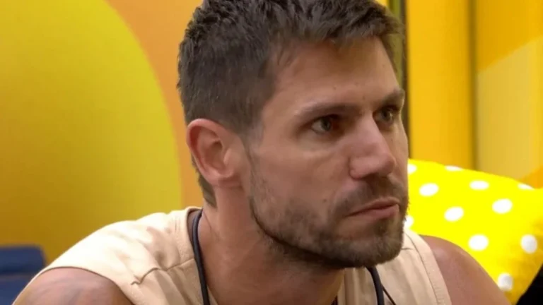 BBB 26: Jonas se vinga após ser provocado por Milena: Por causa de vocês