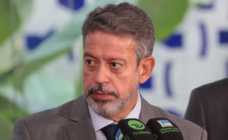 Lira deve contestar acareação marcada por Flavio Dino