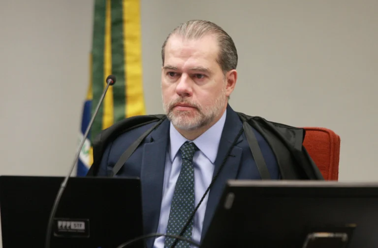 Oposição calcula riscos em avançar com impeachment de Toffoli