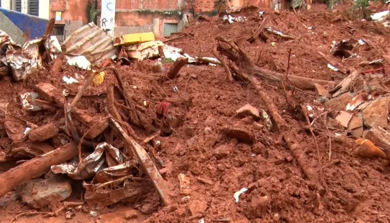 Chuvas em MG: estado tem o período mais letal dos últimos 20 anos