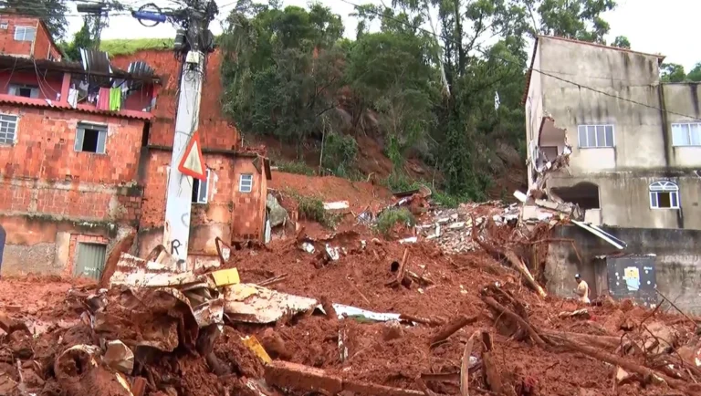 Juiz de Fora está entre as 10 cidades com mais moradores em áreas de risco