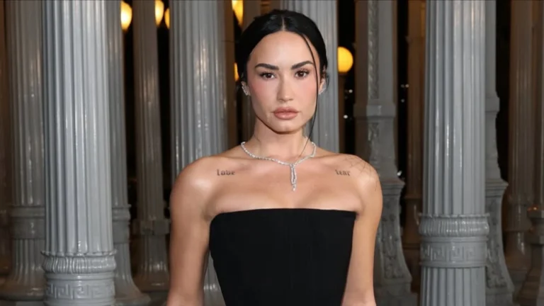 Demi Lovato cancela shows de sua turnê: “Preciso de tempo para descansar”