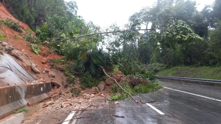 Três estradas que ligam SP ao litoral Norte seguem interditadas; veja quais