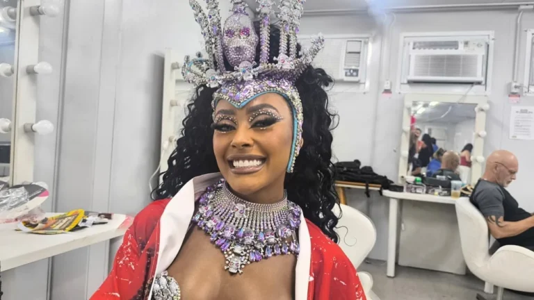 Madu Fraga, rainha da Vai-Vai, estreia na Sapucaí como musa da Viradouro