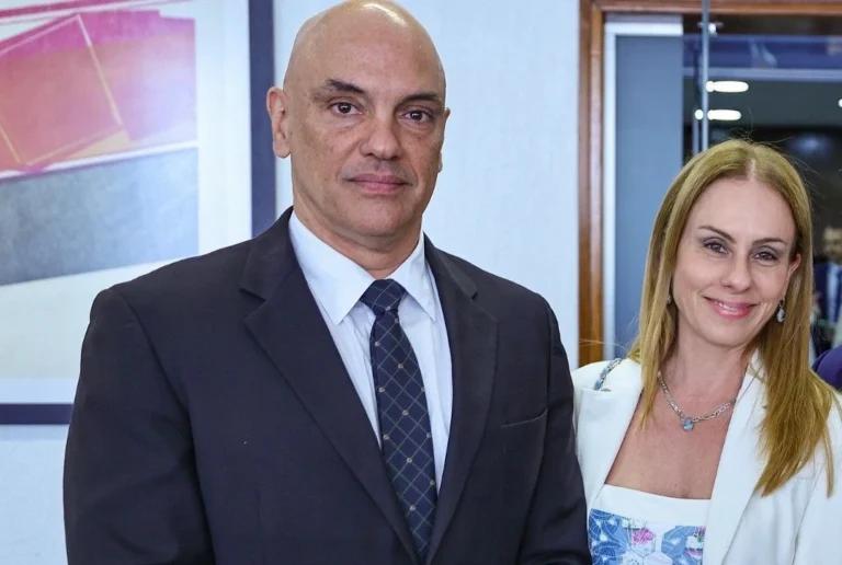 Servidora da Receita alvo da PF nega ter acessado dados de mulher de Moraes