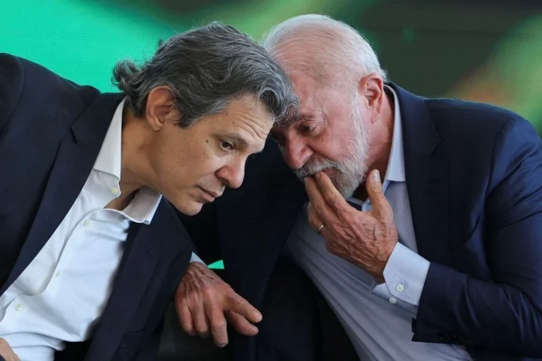 Lula volta a conversar com Haddad para amarrar palanque em SP